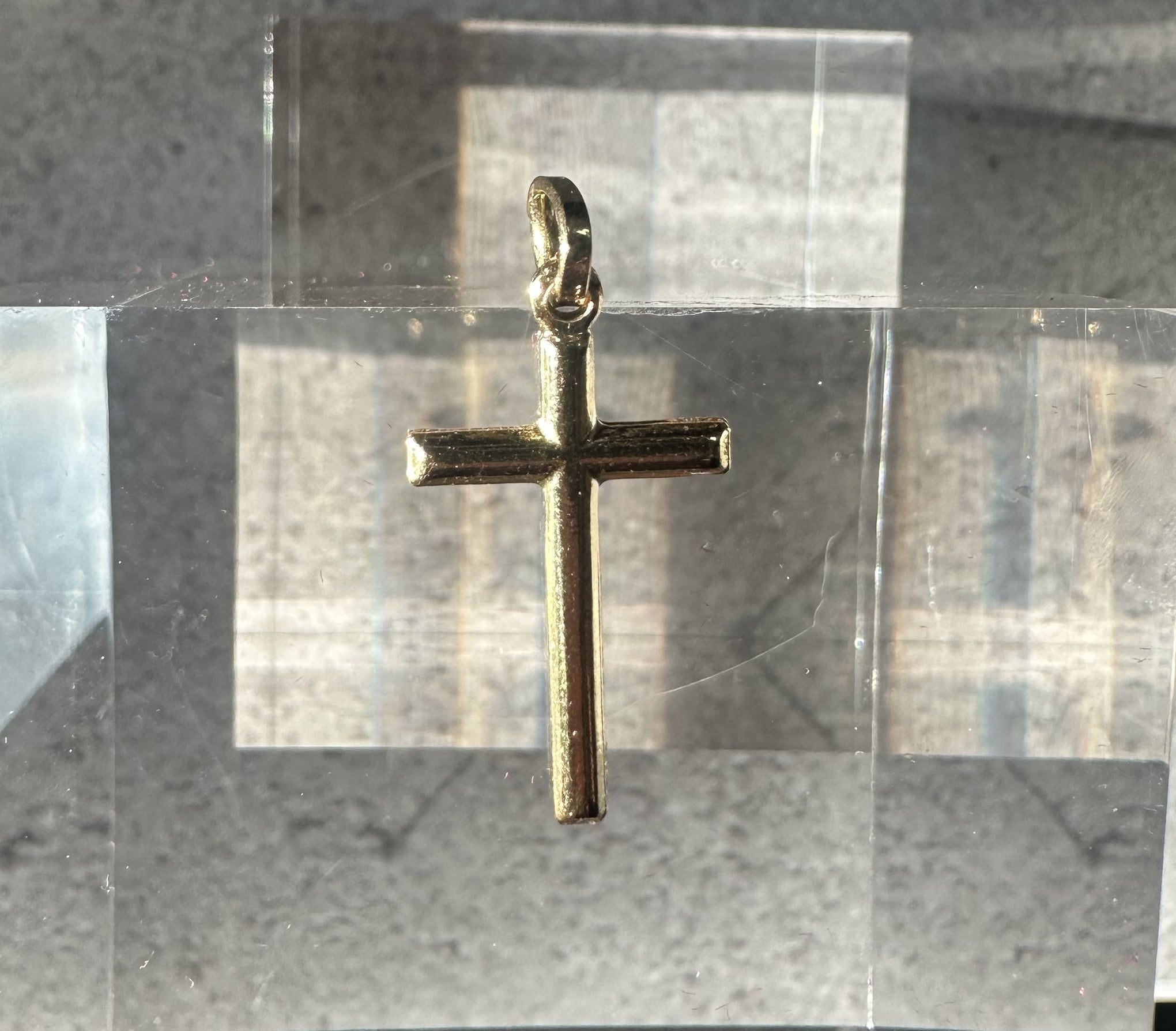 The Eterna Cross: A Legacy in 18k Italian Gold