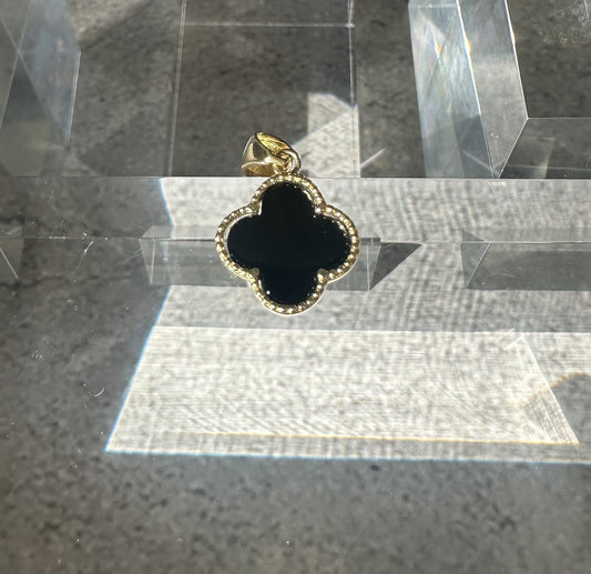 The Venetian Clover: 18k Italian Gold & Black Onyx Pendant