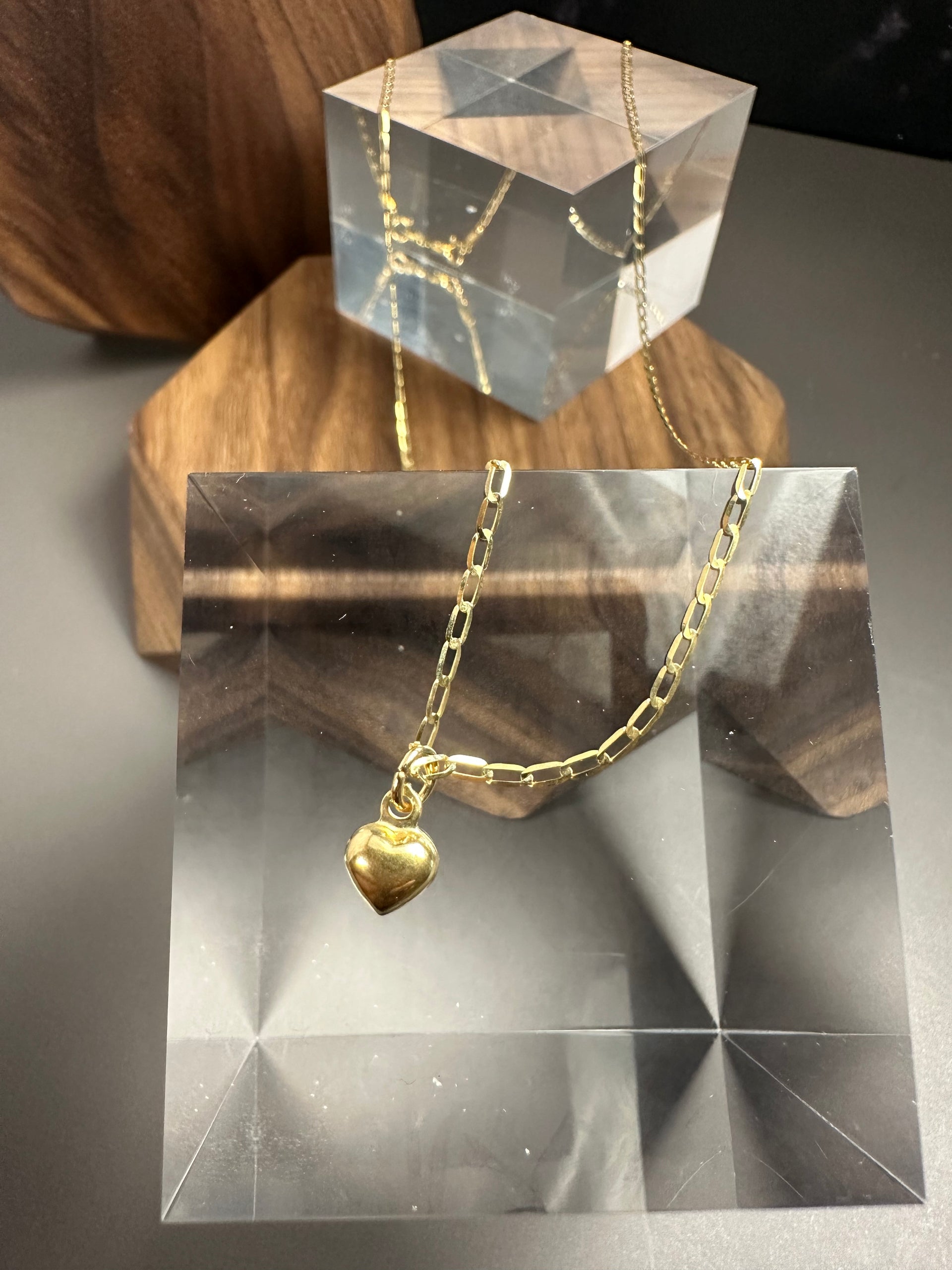 Luce del Cuore — 18-inch Italian Link Chain with Radiating Gold Heart