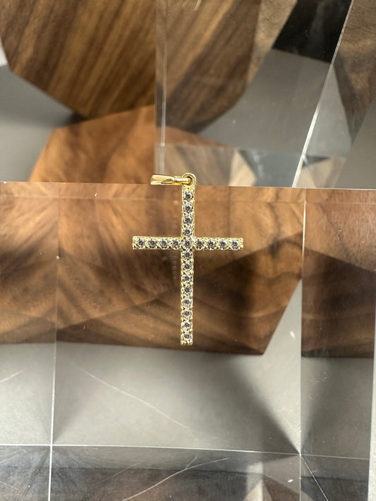 Luce di Roma — 18k Italian Gold Brilliant Cut Pavé Cross