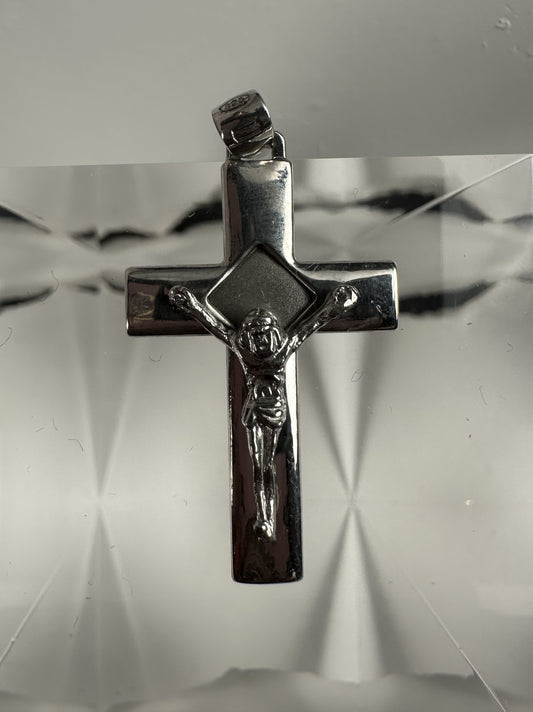 Luce e Ombra: Hand-Textured Satin & Polished Sterling Silver Crucifix