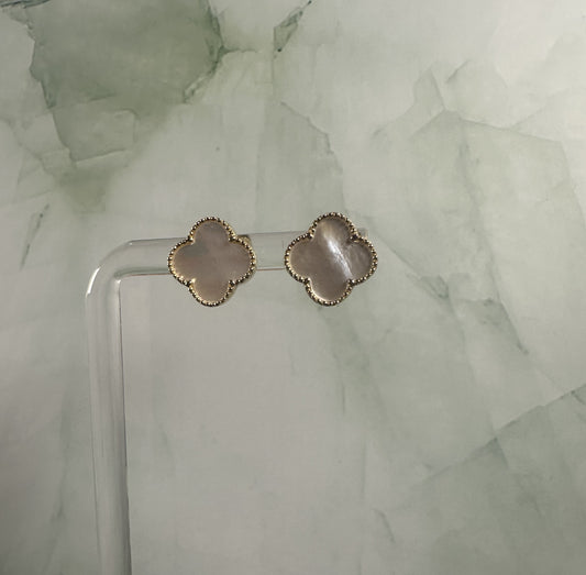 The Venetian Clover: 18k Italian Gold & Mother of Pearl Studs