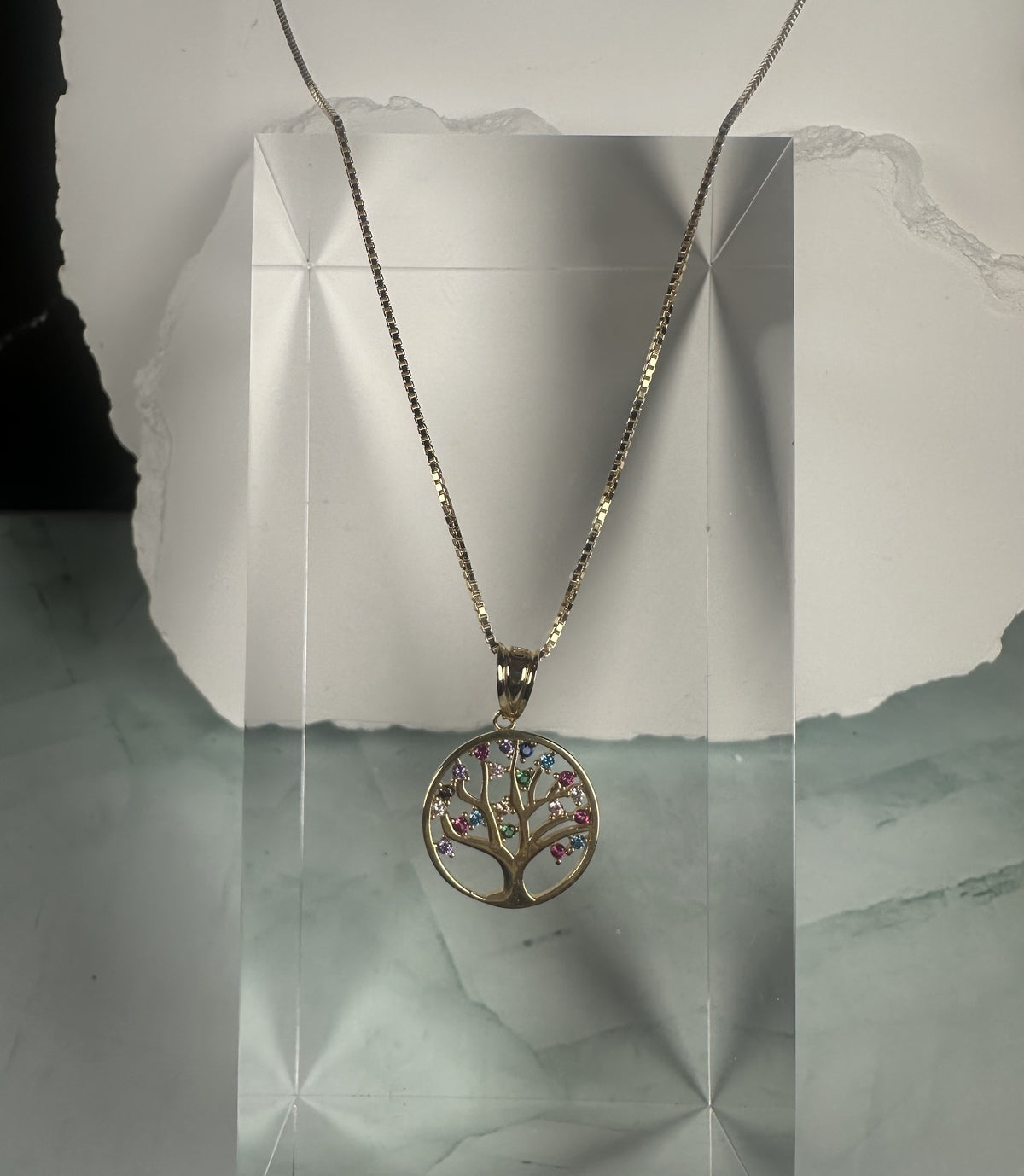 The Abundance Arbol: Italian 18k Solid Gold Tree of Life Pendant