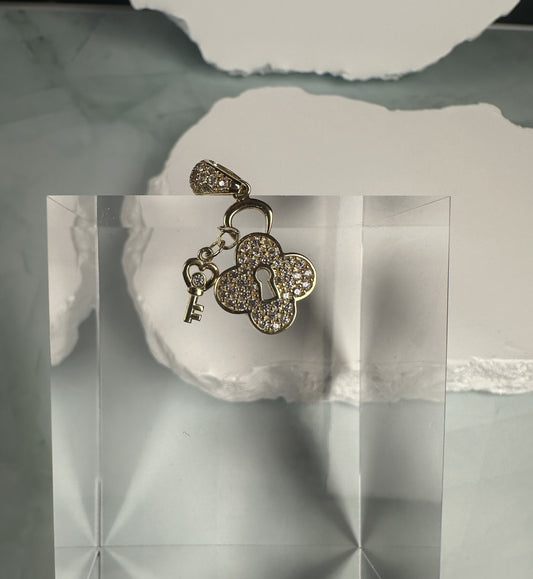 The Key to My Heart: 18k Solid Gold Pave-Set Clover Lock & Key Pendant