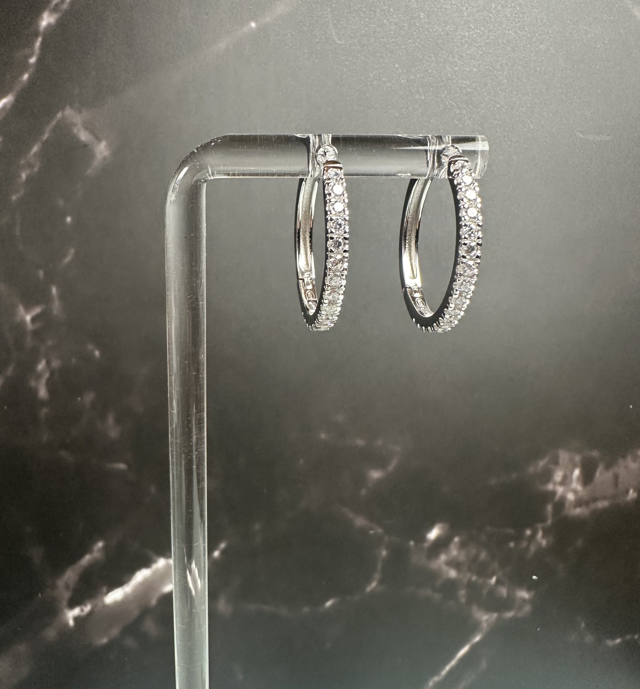 The Argento Splendore Hoops: Pure Radiance in .925 Silver