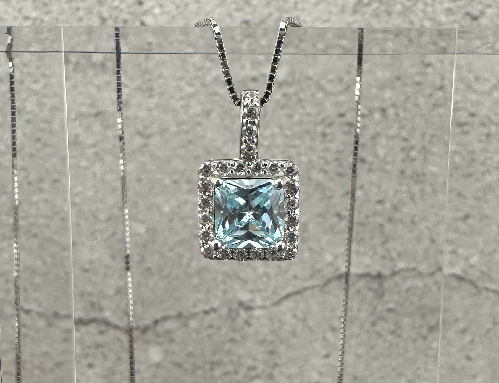 The Ghiaccio Halo Pendant: A Vision in Azure and .925 Silver