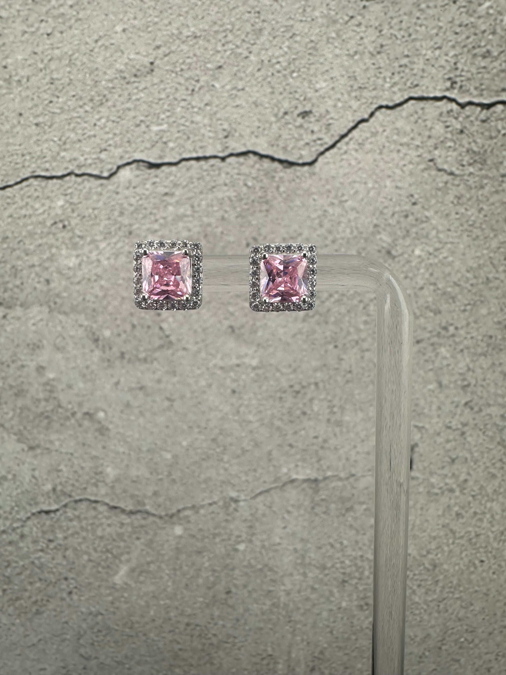 The Ghiaccio Rosa Halo Studs: A Cool Radiance in .925 Silver