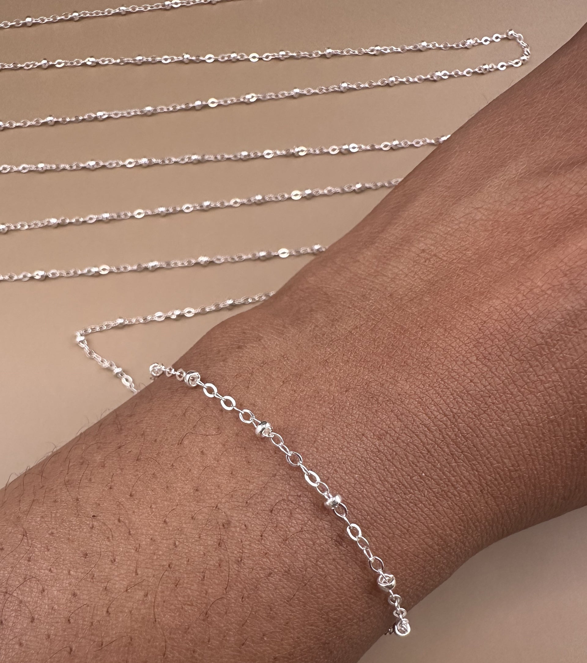 The Argento Bryce Link: A Masterpiece in Rhythmic Luxury