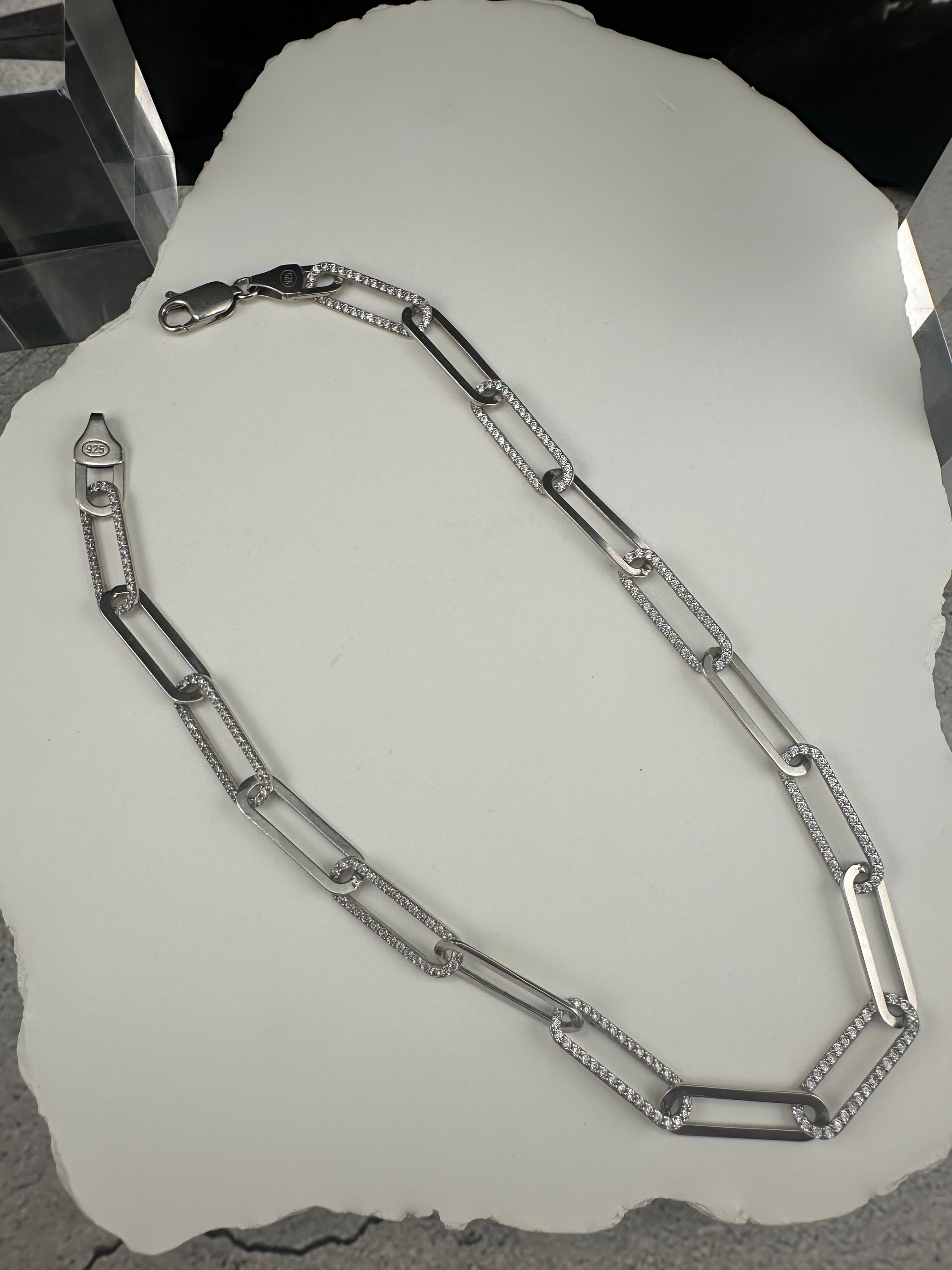 The Architetto Brillante Necklace: A 16-Inch Masterpiece in .925 Silver