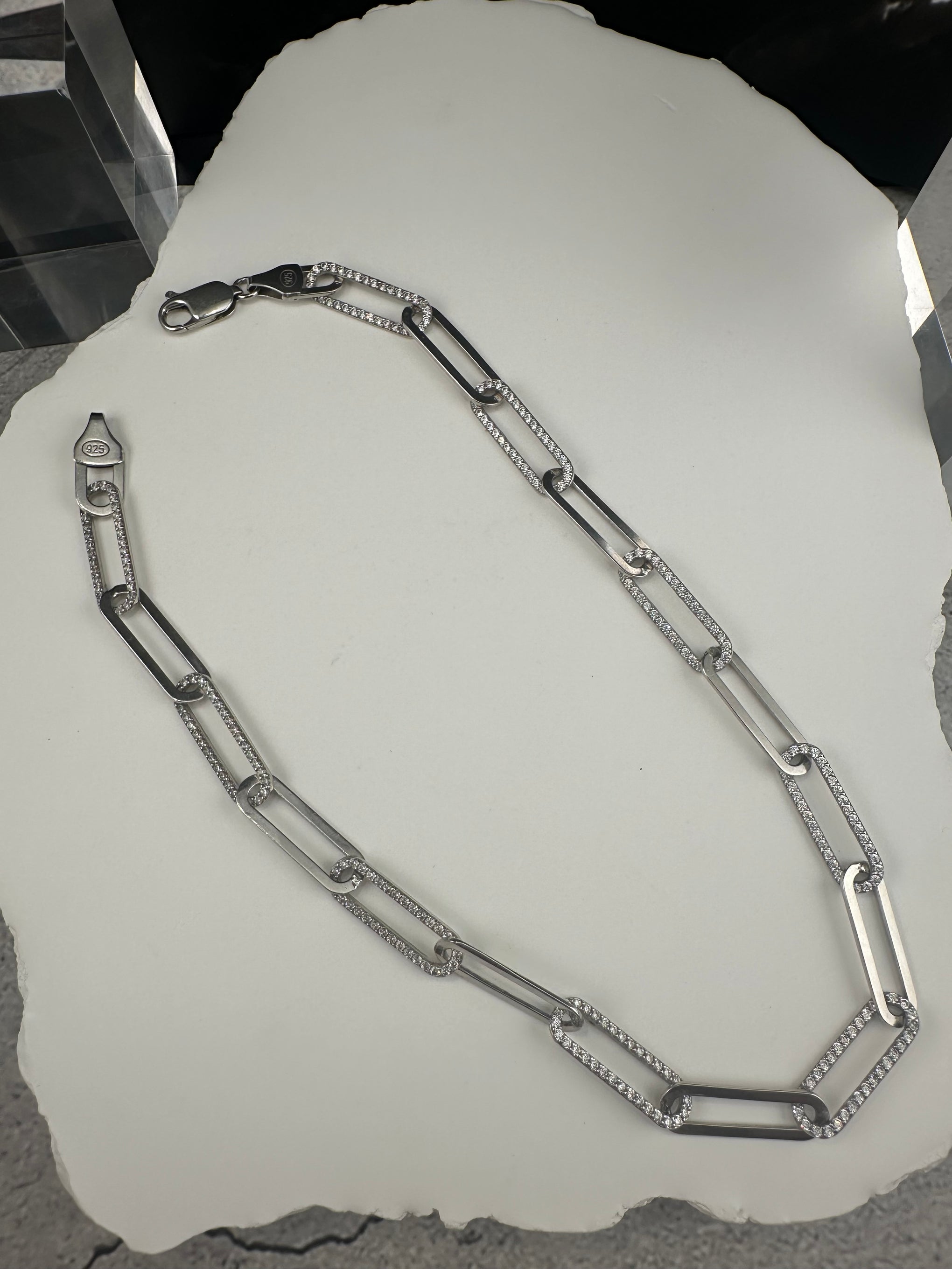The Architetto Brillante Necklace: A 16-Inch Masterpiece in .925 Silver